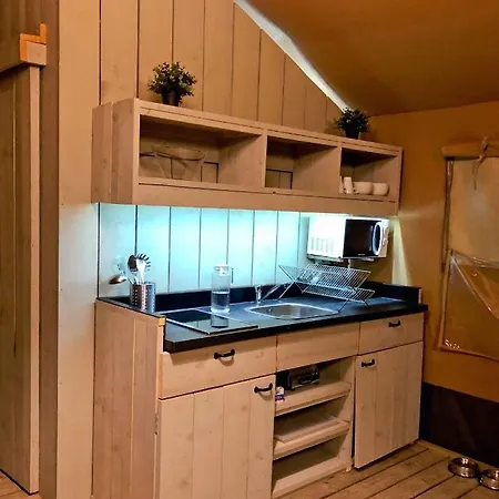 Fishing Campingplatz 2*